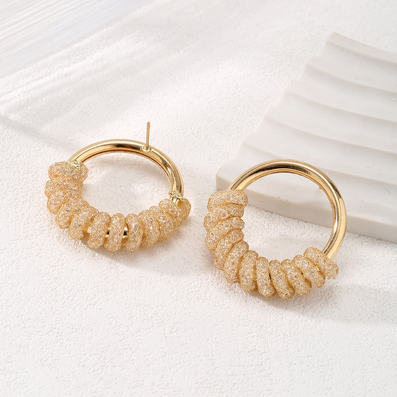Women's Hanging Earrings with Artistic Spiral Structure Style and Serve