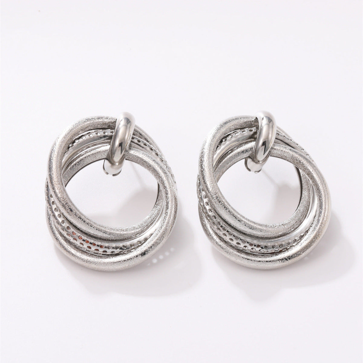 Women's Hanging Earrings with Elegant, Curved Ring Design Style and Serve