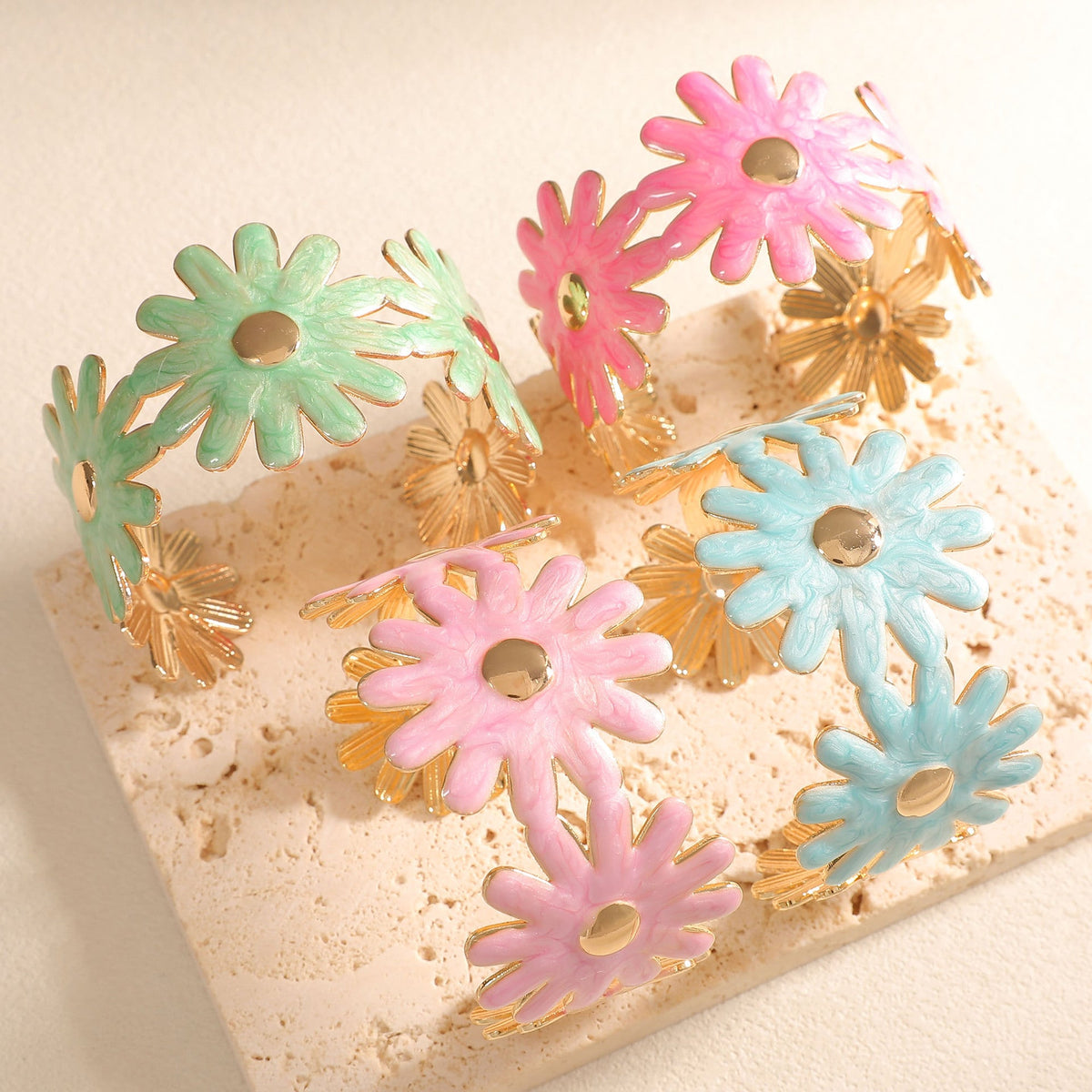 Women's bangle with floral flower pattern Style and Serve