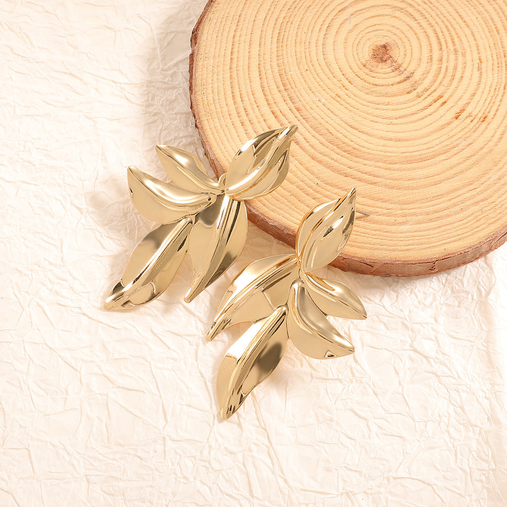 Women’s earrings with elegant leaf design Style and Serve