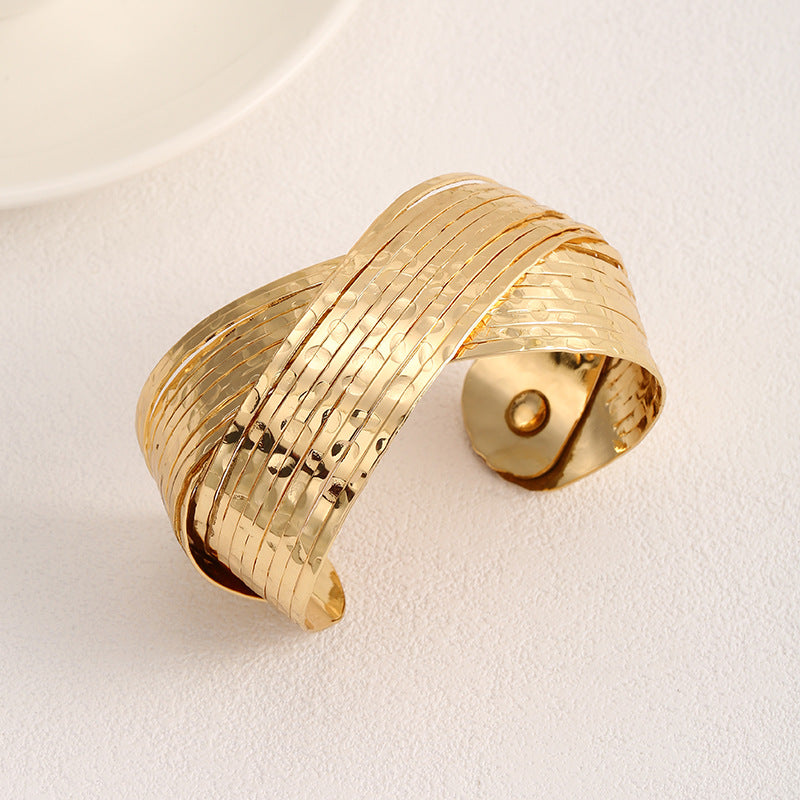 Ladies Open Bangle with Artistic Fold Design Style and Serve