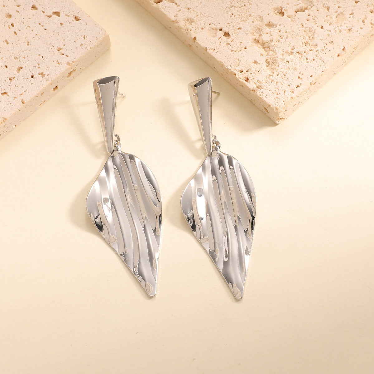 Women's Hanging Earrings in Stylish Leaf Design Style and Serve