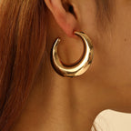 Women's Hanging Earrings in Modern Crescent Design Style and Serve