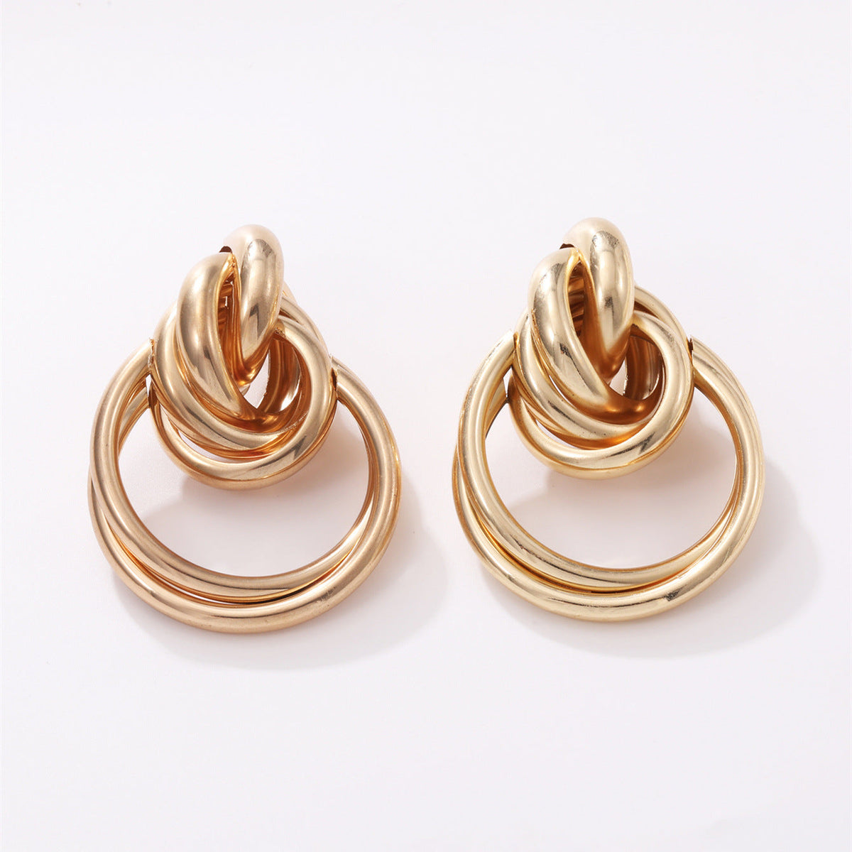 Women's Hanging Earrings with Elegant, Curved Ring Design Style and Serve