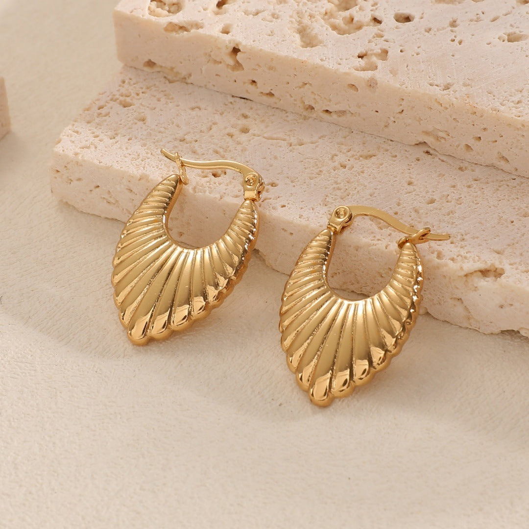 Women's Hanging Earrings with Integrated, Textured Design Style and Serve