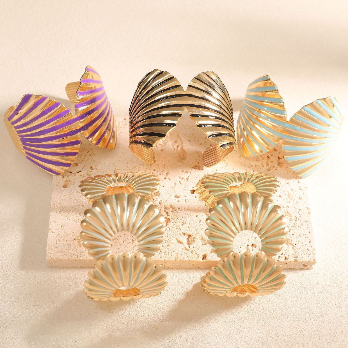 Women's bangle with elegant shell design Style and Serve