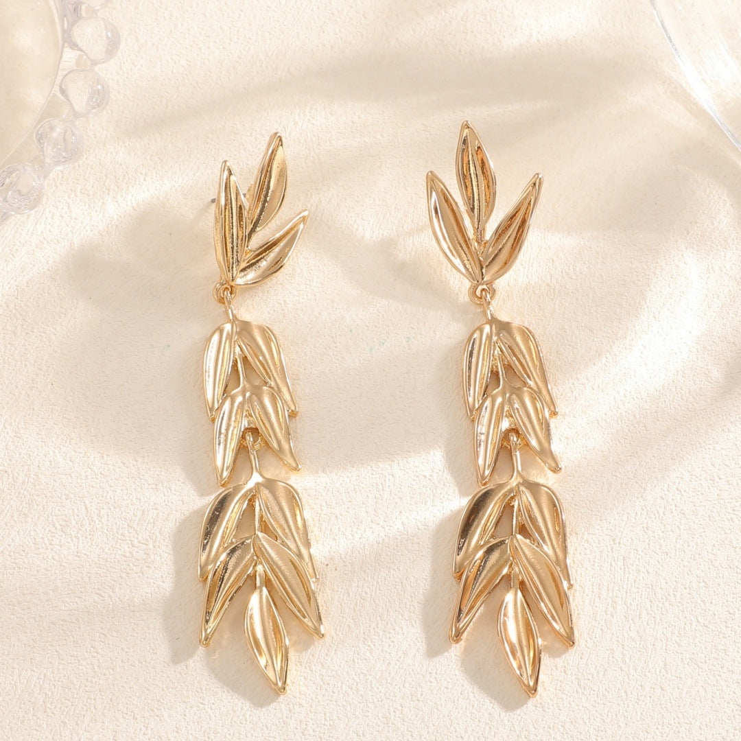 Women's Hanging Earrings with Elegant Leaf Design Style and Serve