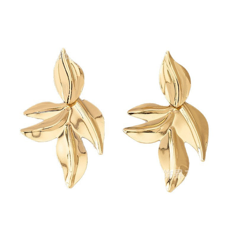Women’s earrings with elegant leaf design Style and Serve