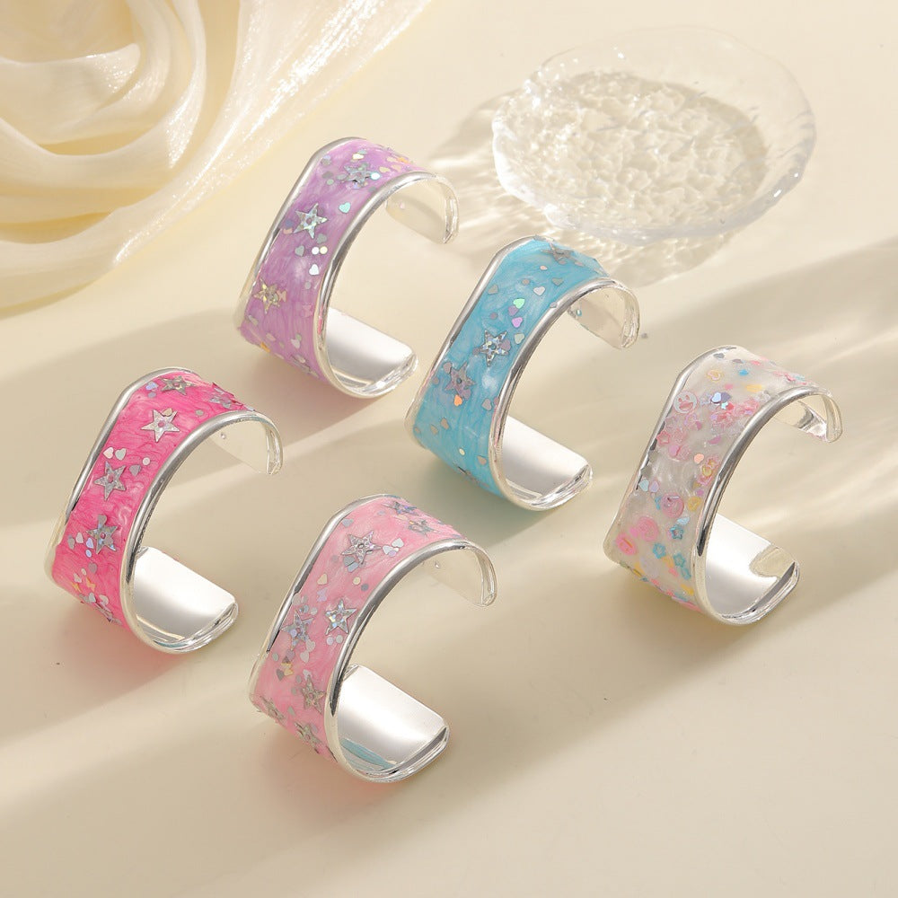 Women's bangle with sparkling star motif Style and Serve