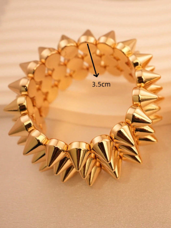 Women's bracelet with spikes Style and Serve