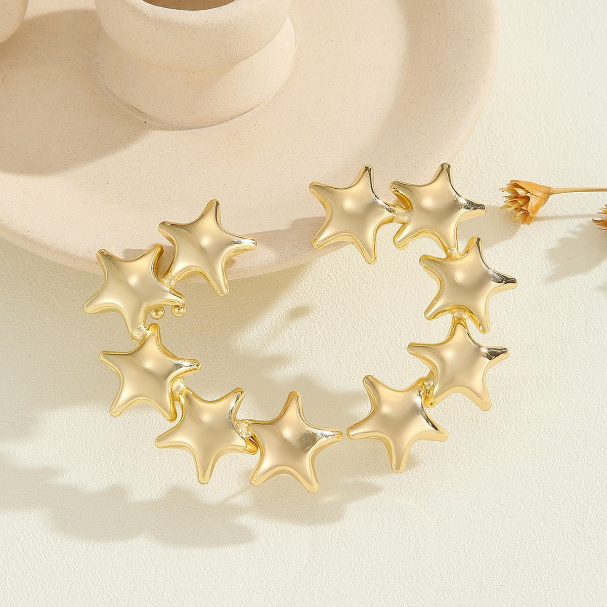 Women's bracelet with structured, golden beads Style and Serve