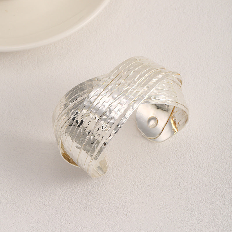 Ladies Open Bangle with Artistic Fold Design Style and Serve