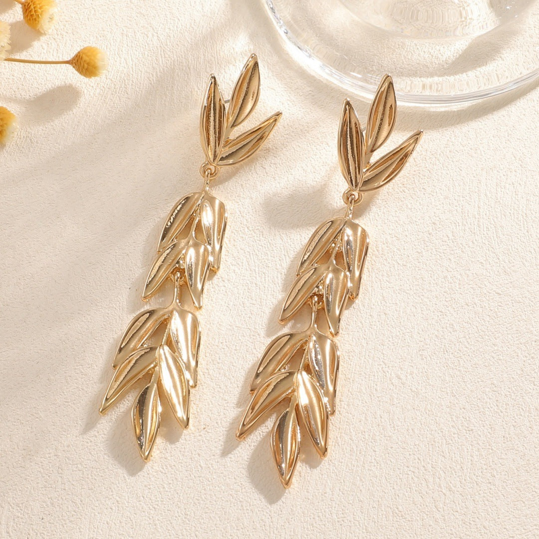 Women's Hanging Earrings with Elegant Leaf Design Style and Serve