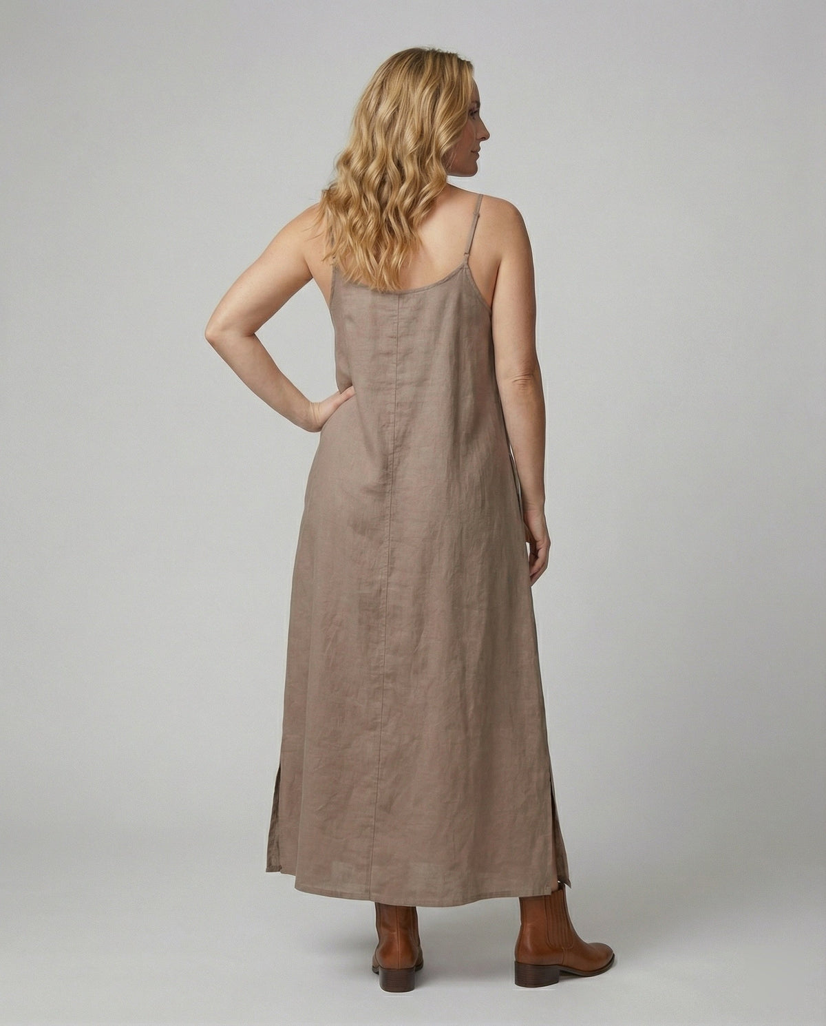 Women’s Maxi Dress with Casual V-Neck and Side Pockets